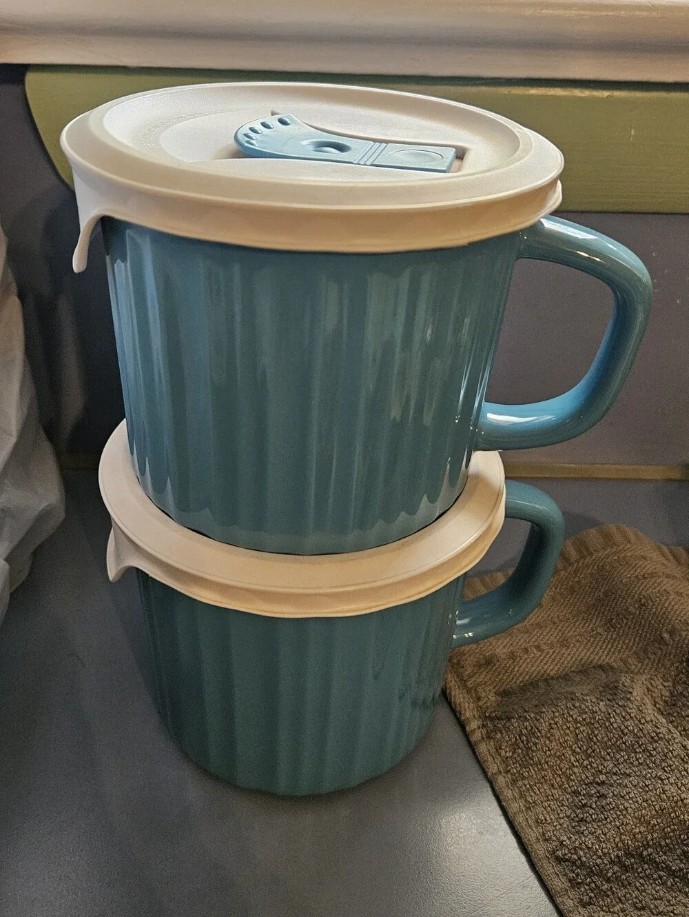Set of 2 Corningware Teal Ceramic Mugs with White Lids